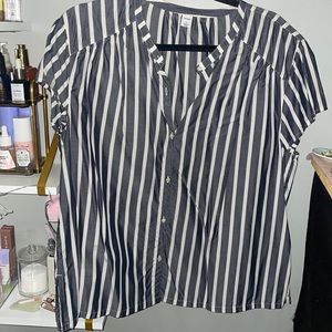 Old Navy blue and white stripe button down top Sz L